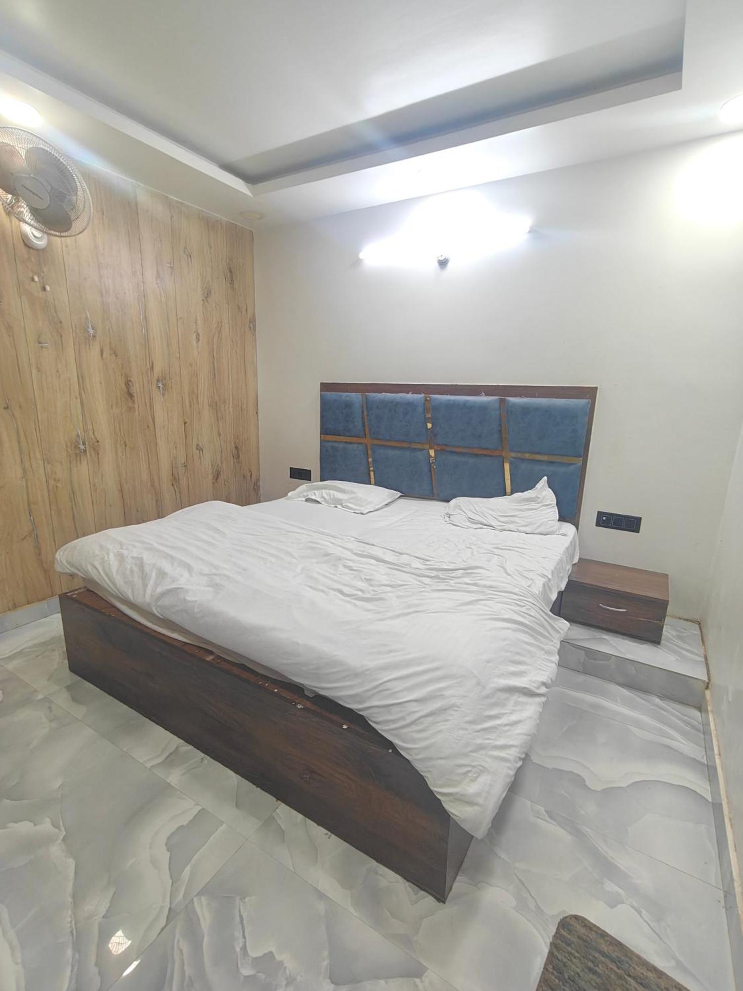 Hotel Love Inn Lucknow Zewnętrze zdjęcie